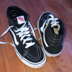 VANS black SK8-HI